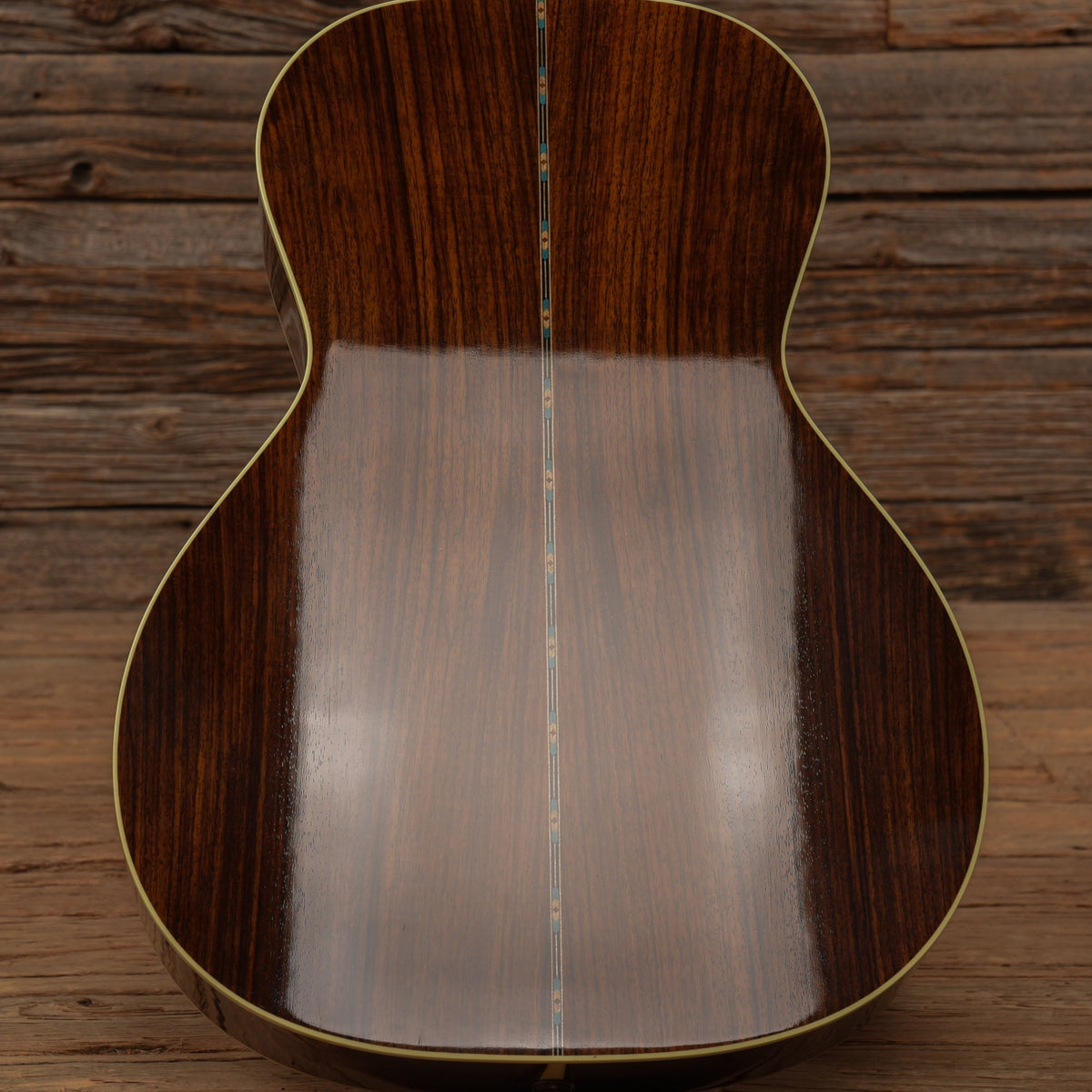 Gibson L-00 Deluxe Sunburst 2021 LEFTY - View 11 | MusicMarket