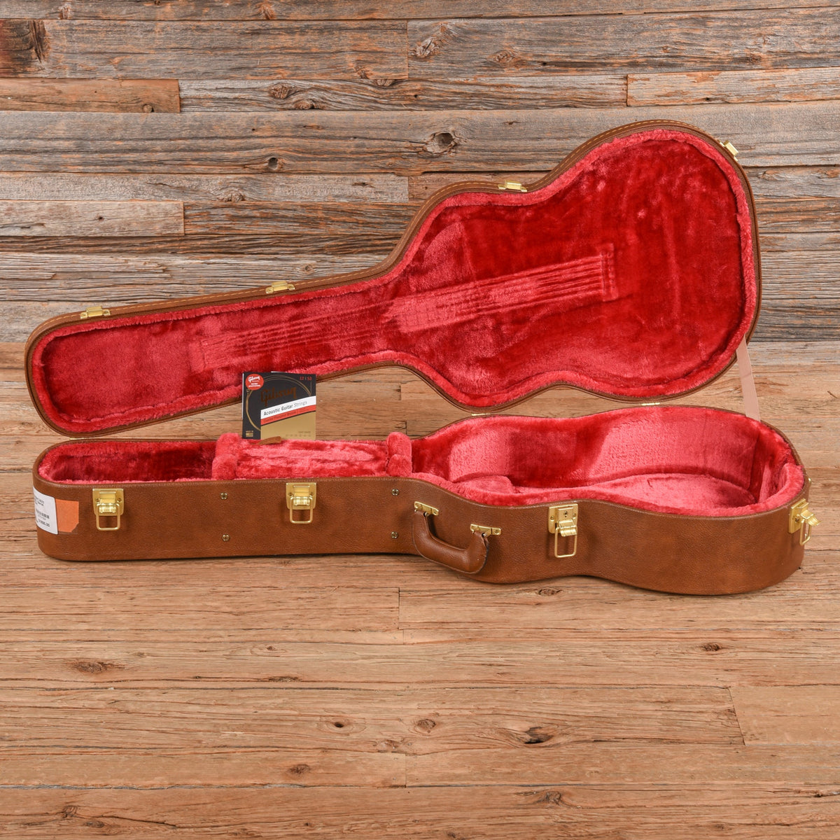Gibson L-00 Standard Sunburst 2021 - View 9 | MusicMarket