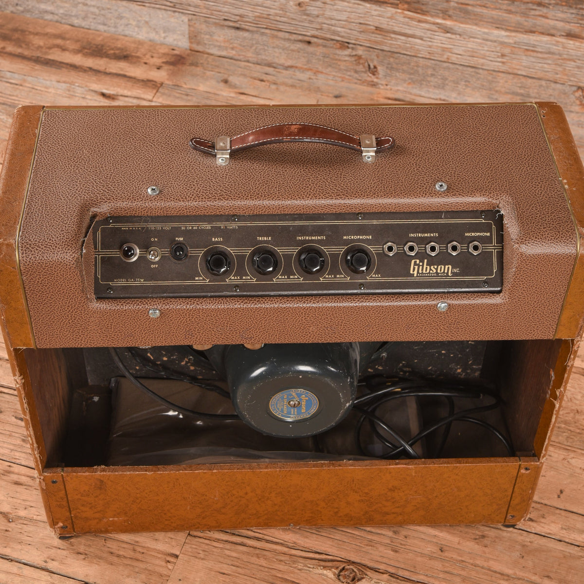 Gibson GA-75W 1x15 Combo 1952 - View 3 | MusicMarket