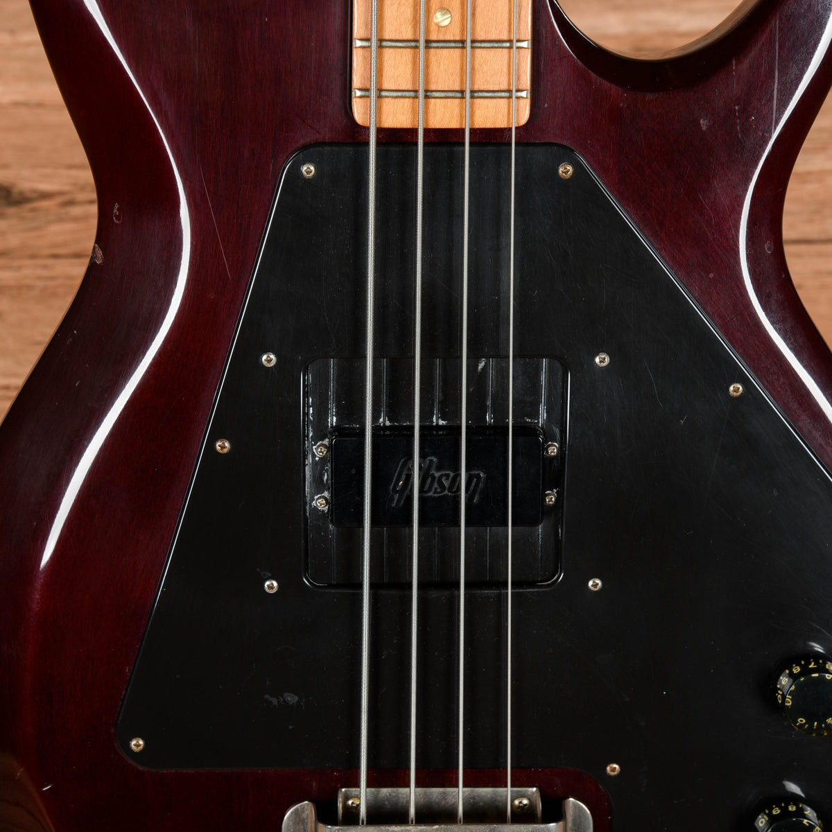 Gibson Grabber Wine Red 1978 - View 10 | MusicMarket