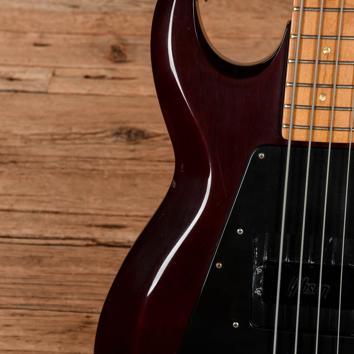 Gibson Grabber Wine Red 1978 - View 8 | MusicMarket