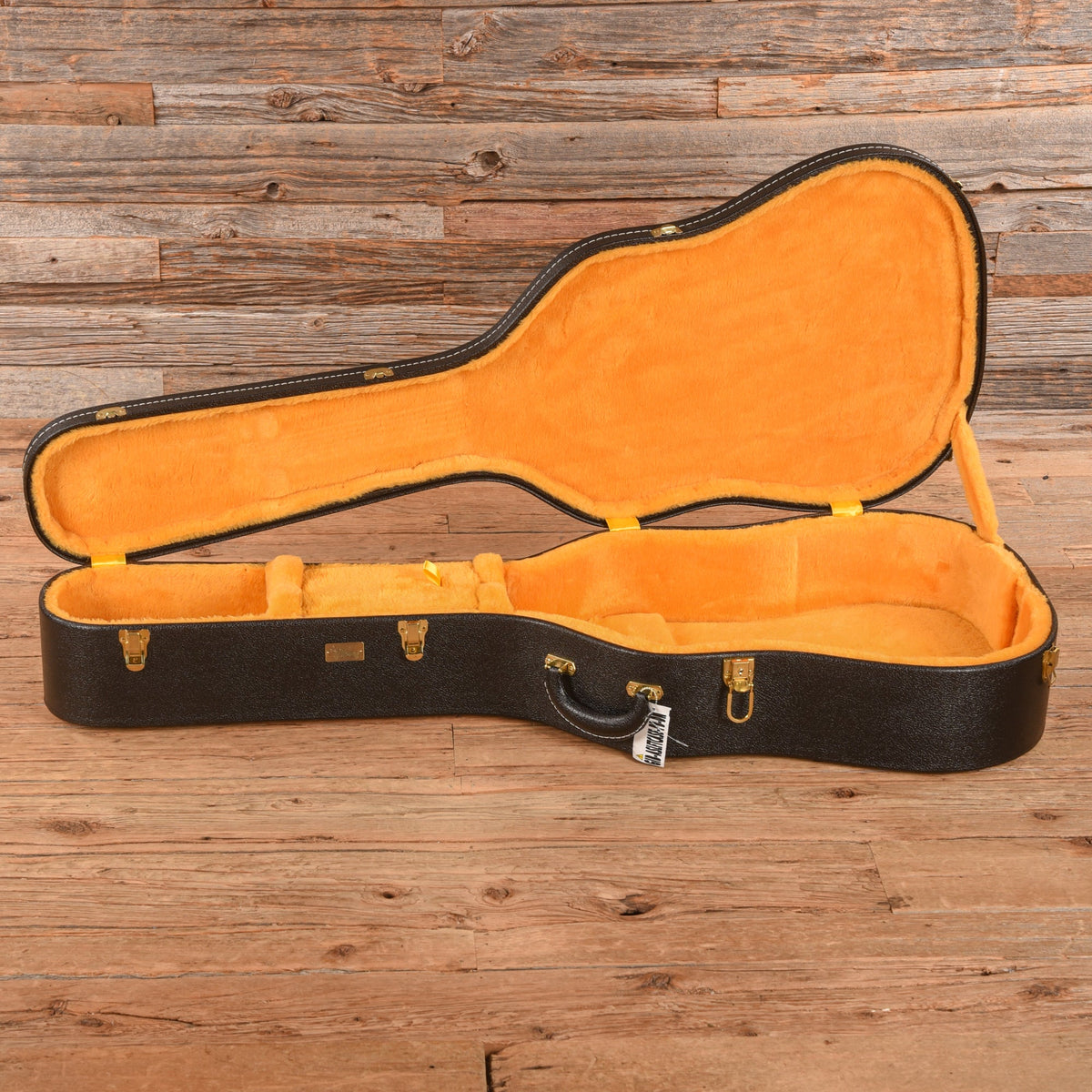 Lifton Historic Dreadnought Hardshell Case Black/Goldenrod - View 2 | MusicMarket