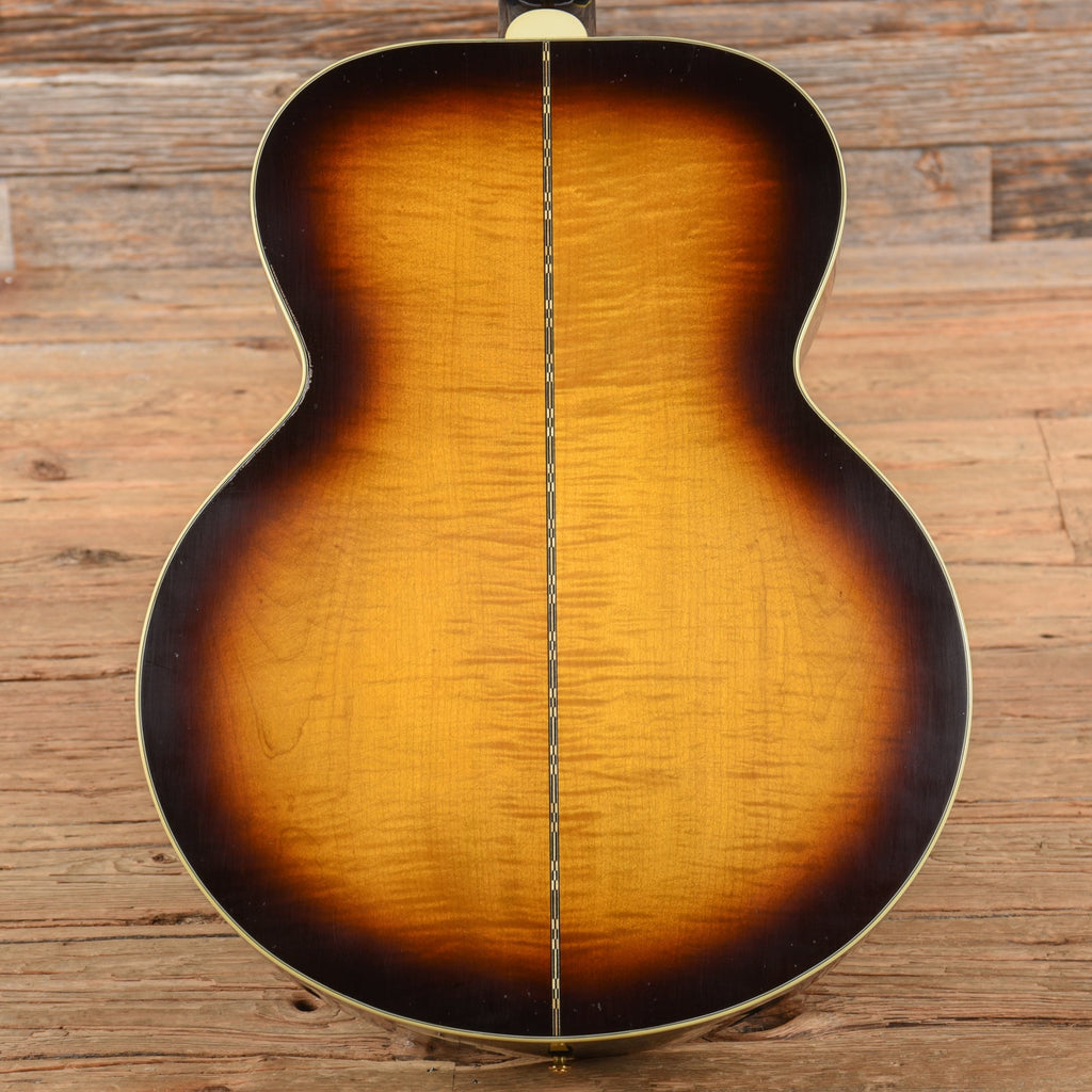 Gibson Custom Murphy Lab J-200 Light Aged Sunburst 2023 - View 3 | MusicMarket