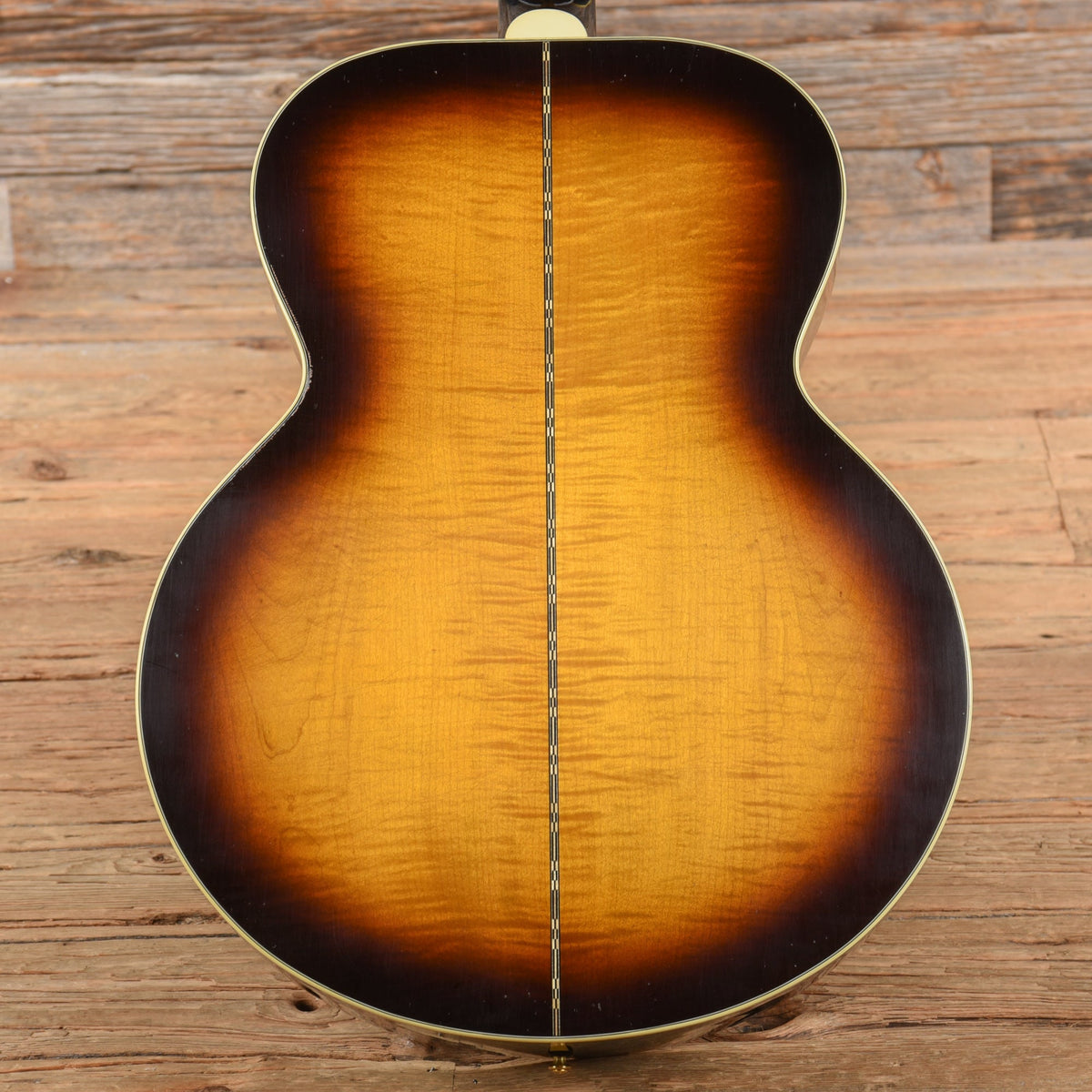 Gibson Custom Murphy Lab J-200 Light Aged Sunburst 2023 - View 3 | MusicMarket