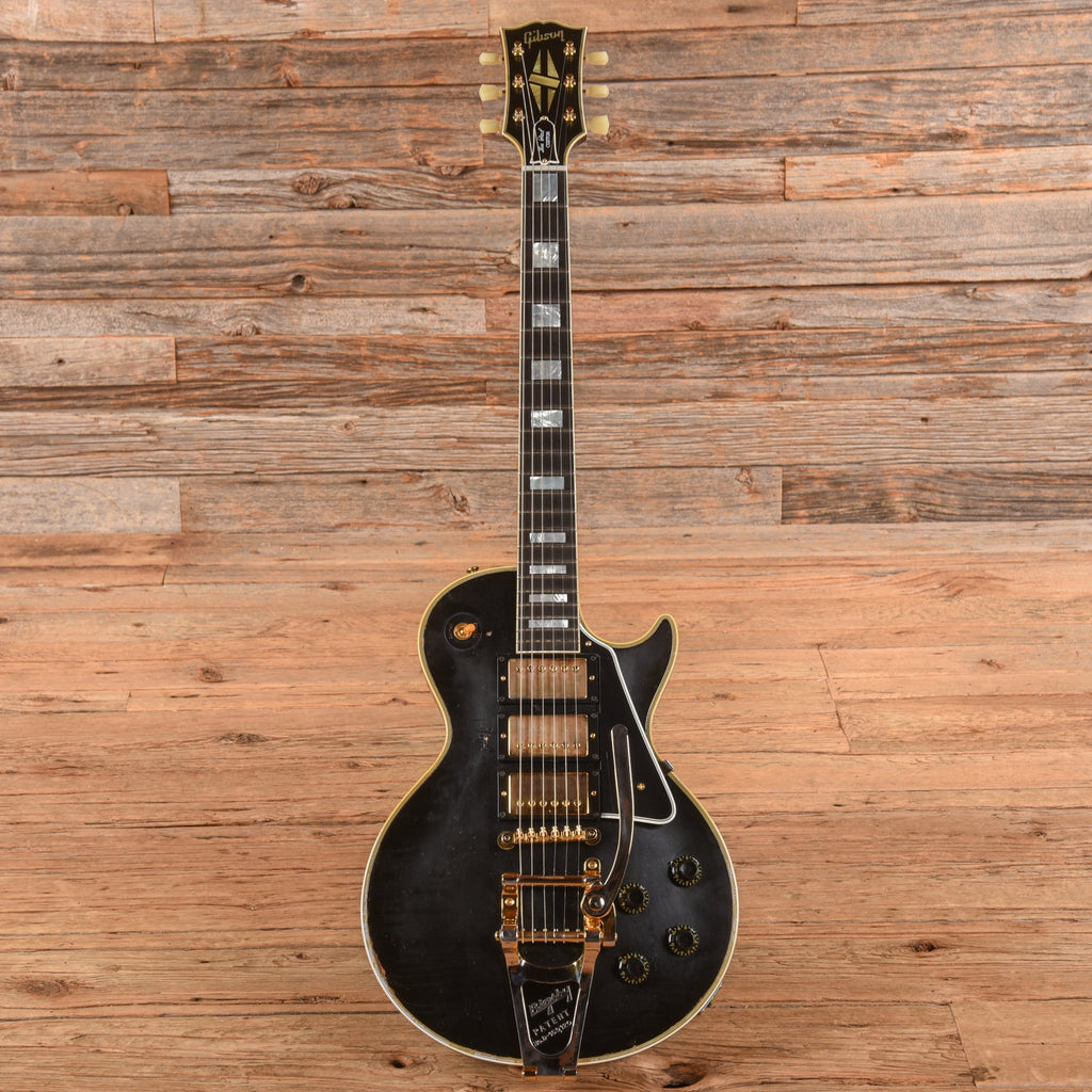 Gibson Custom 1957 Les Paul Custom 3-Pickup Bigsby Murphy Lab Light Aged Ebony 2023 - View 4 | MusicMarket