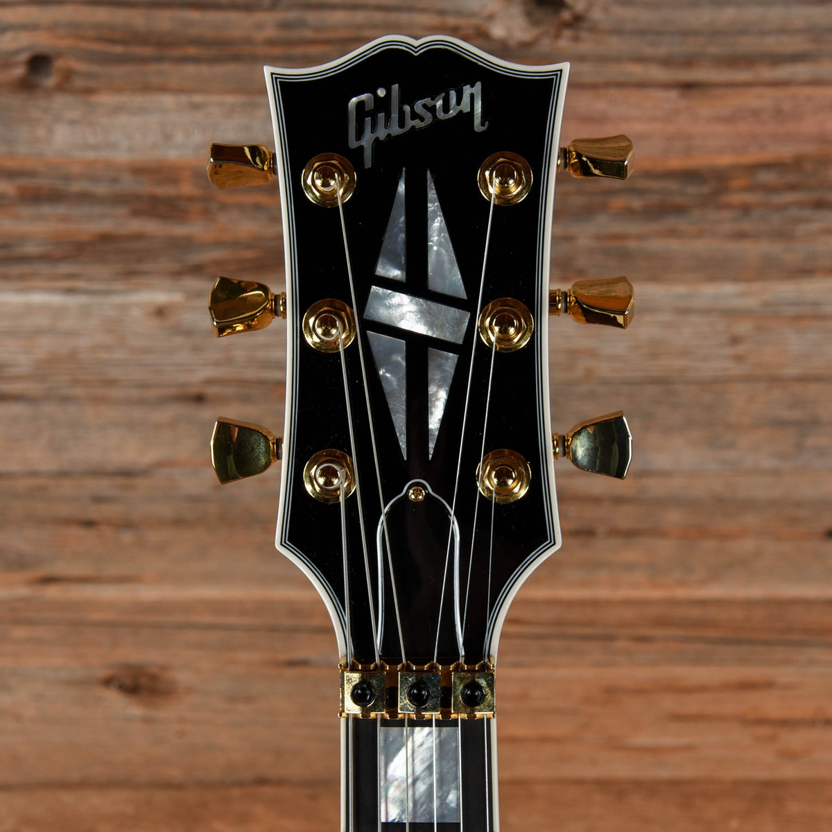 Gibson Custom Les Paul Custom Axcess Ebony 2025 - View 6 | MusicMarket