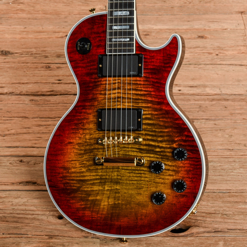 Gibson Custom Les Paul Custom Axcess Sunburst 2023 - View 2 | MusicMarket