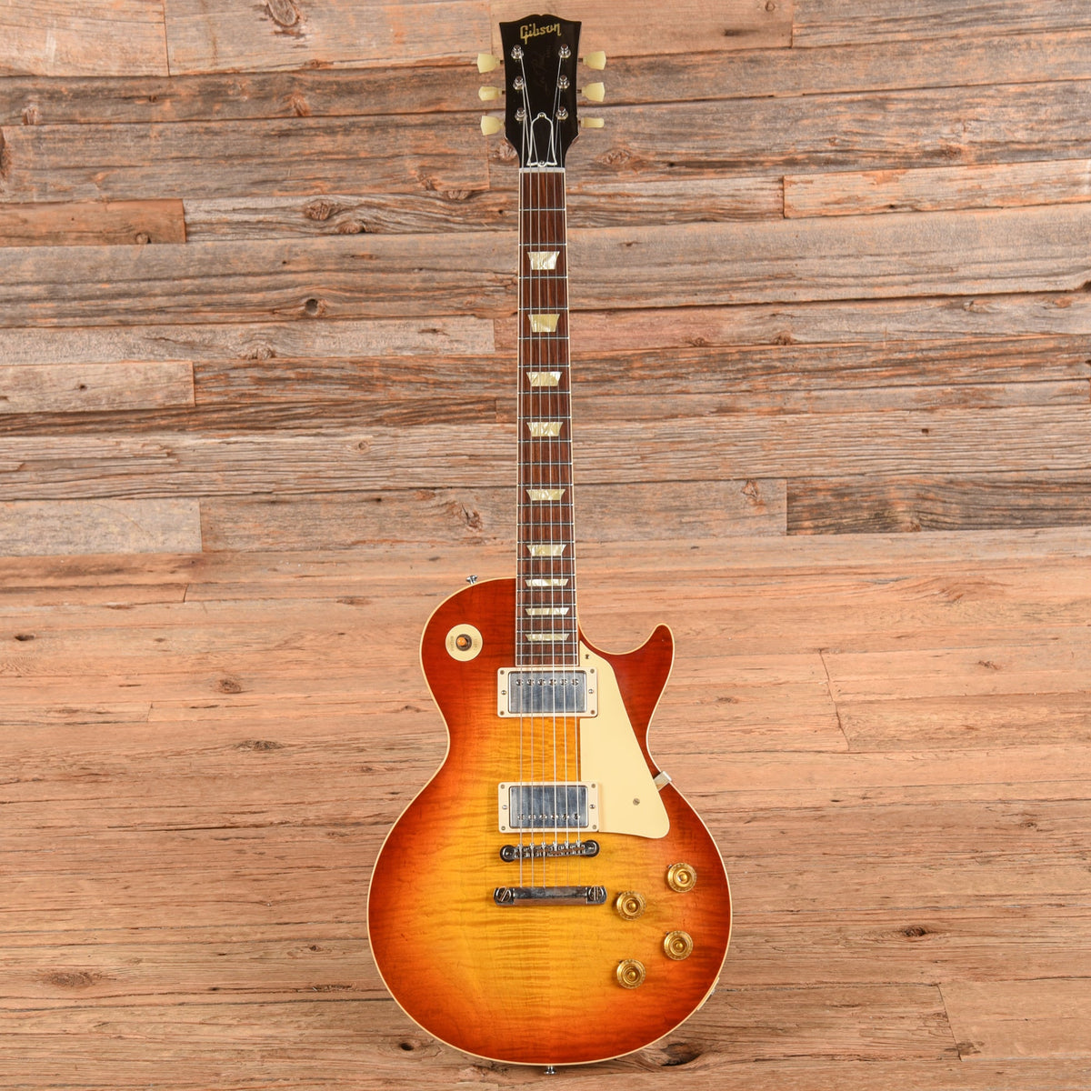 Gibson Custom Murphy Lab '59 Les Paul Standard Reissue Ultra Light Aged Sunburst 2021 - View 4 | MusicMarket