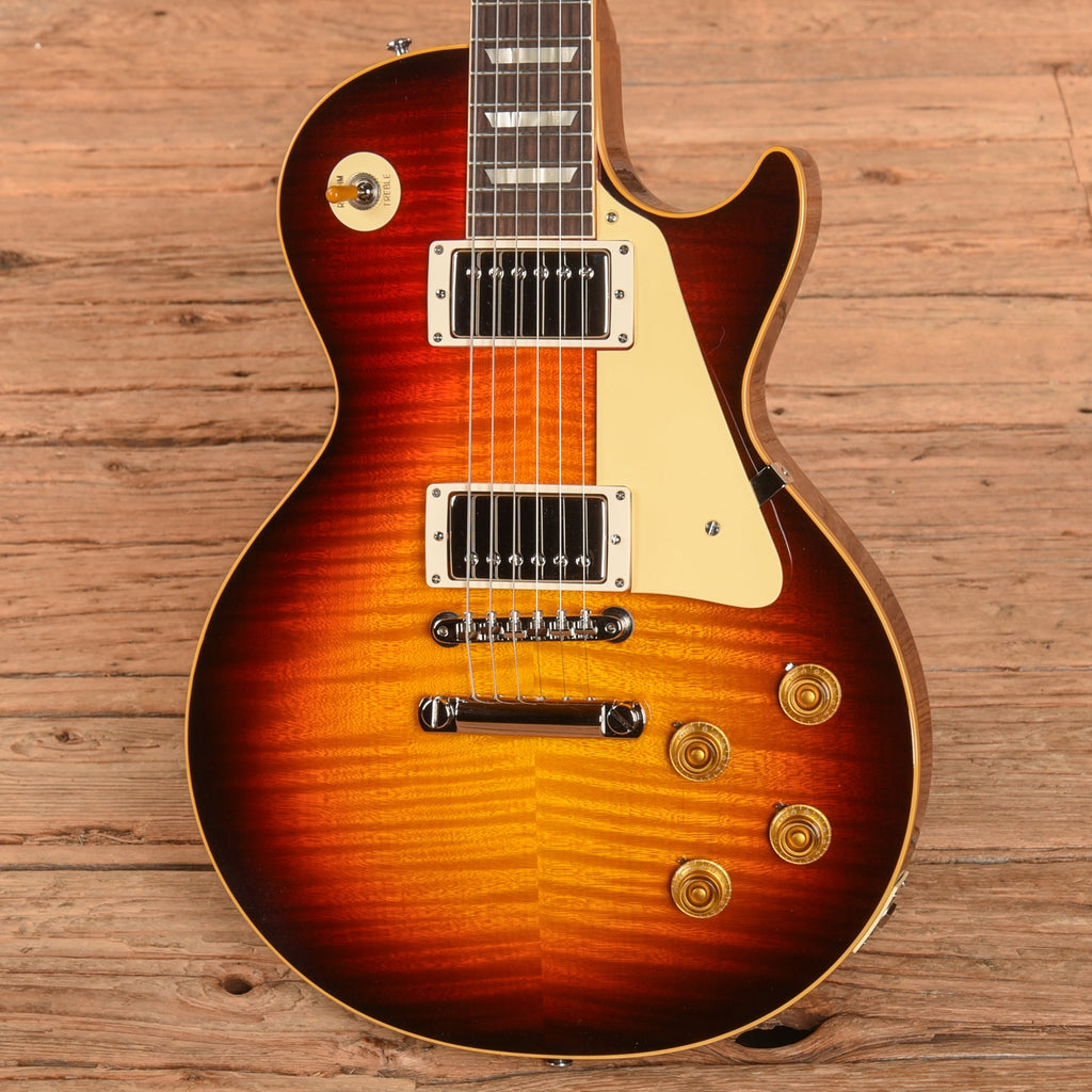Gibson Custom Shop Wildwood Spec 1959 Les Paul Standard Sunburst - View 2 | MusicMarket