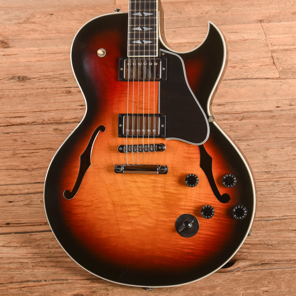 Gibson ES-137 Custom Tri-Burst 2003 - View 2 | MusicMarket
