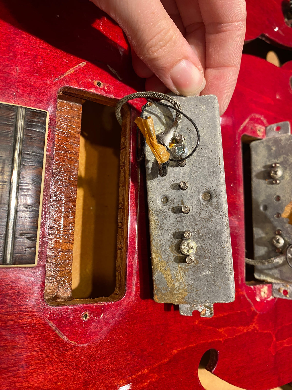 Gibson ES-330 Cherry 1963 - View 10 | MusicMarket