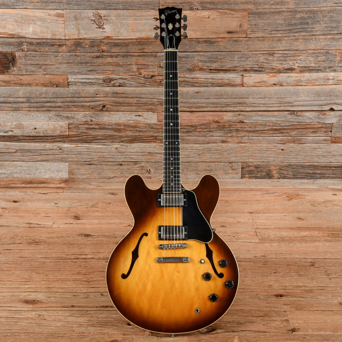 Gibson ES-335 Dot Reissue Sunburst 1989 - View 4 | MusicMarket