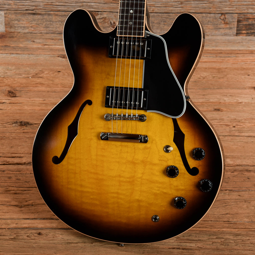 Gibson ES-335 Dot Sunburst 2008 - View 2 | MusicMarket