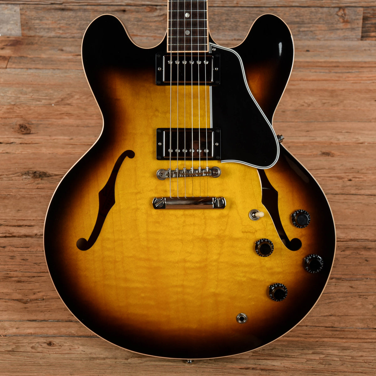 Gibson ES-335 Dot Sunburst 2008 - MusicMarket