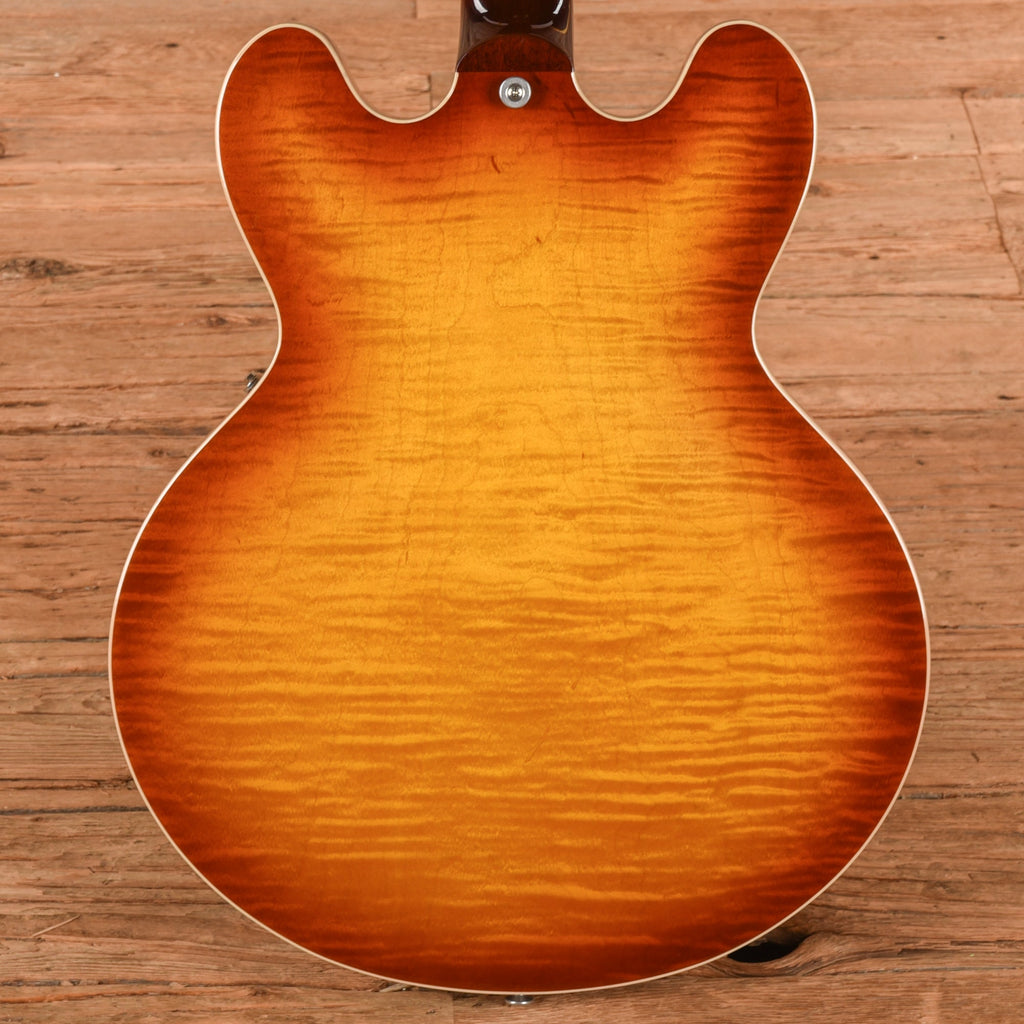 Gibson ES-335 Figured Ice Tea 2022 - View 3 | MusicMarket
