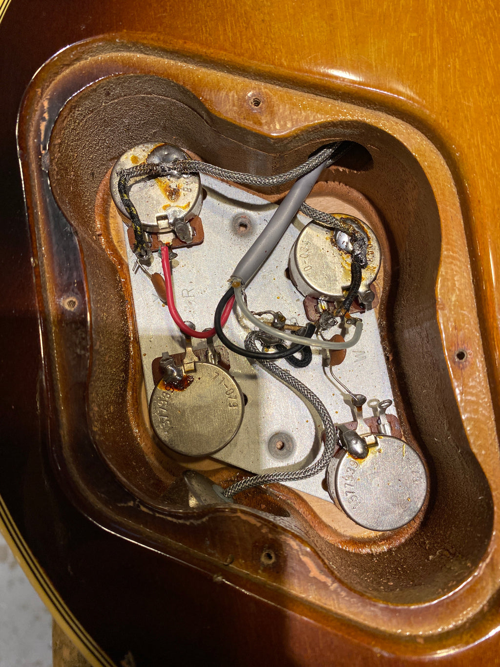 Gibson Les Paul Custom Sunburst 1980 - View 12 | MusicMarket