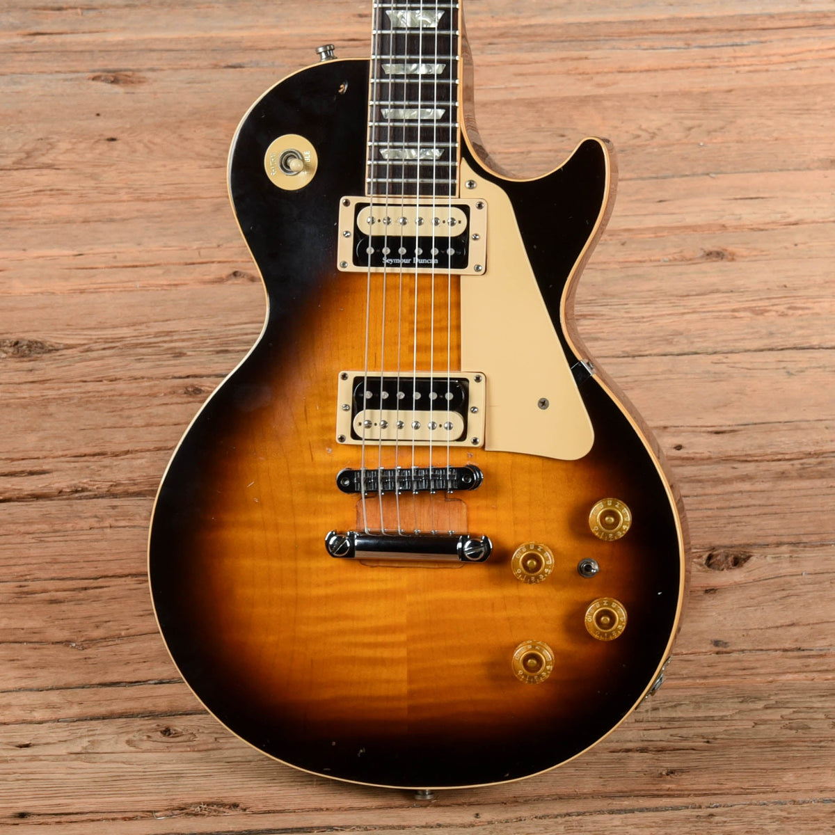 Gibson Les Paul Standard Sunburst 1983 - View 2 | MusicMarket