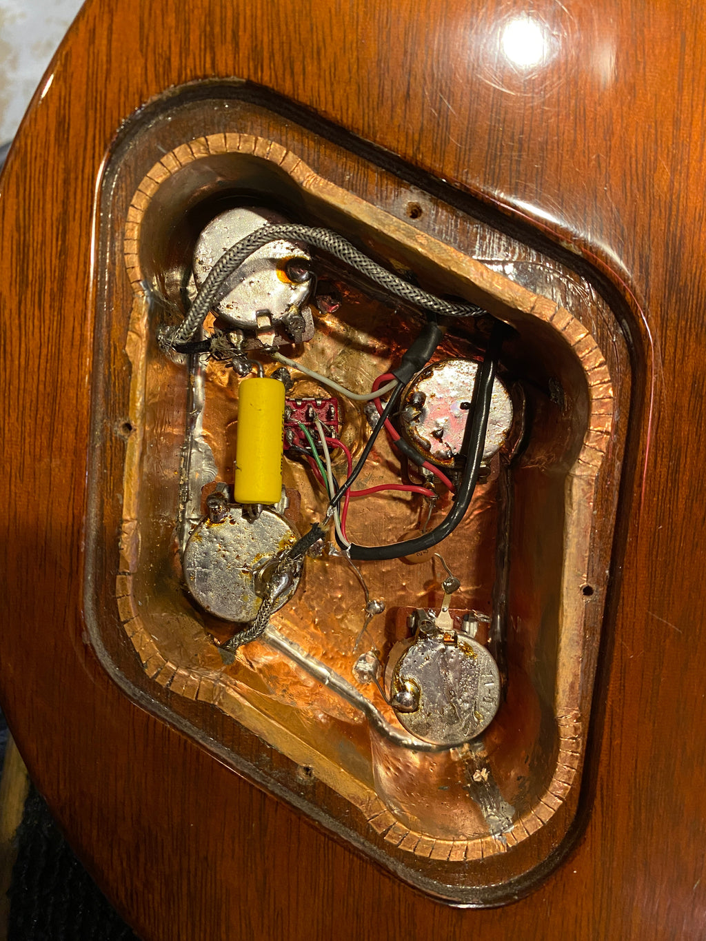 Gibson Les Paul Standard Sunburst 1983 - View 14 | MusicMarket