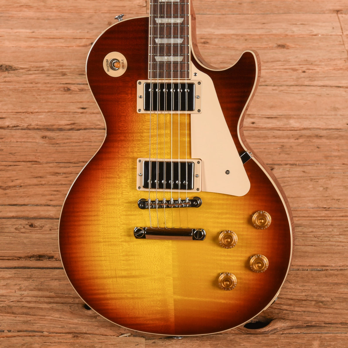 Gibson Les Paul Standard Sunburst 2025 - View 2 | MusicMarket