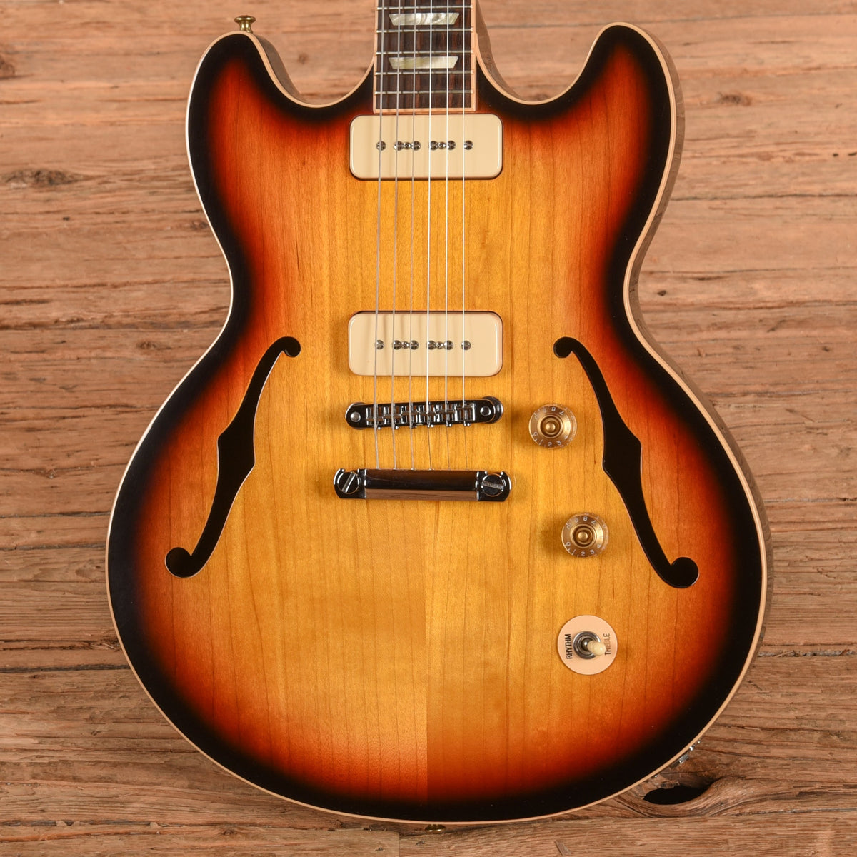 Gibson Midtown Triburst 2014 - View 2 | MusicMarket