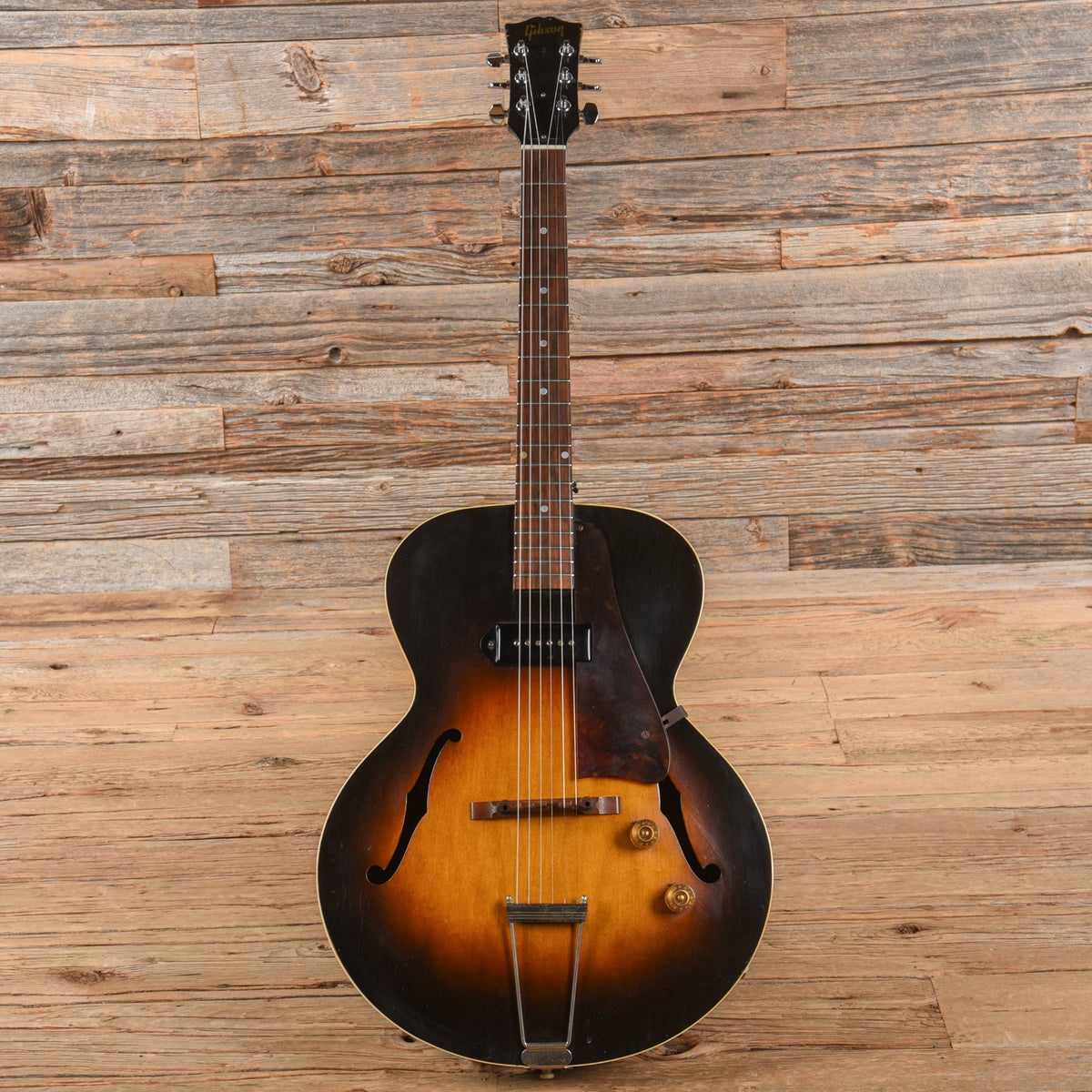 Gibson ES-125 Sunburst 1952 - View 4 | MusicMarket
