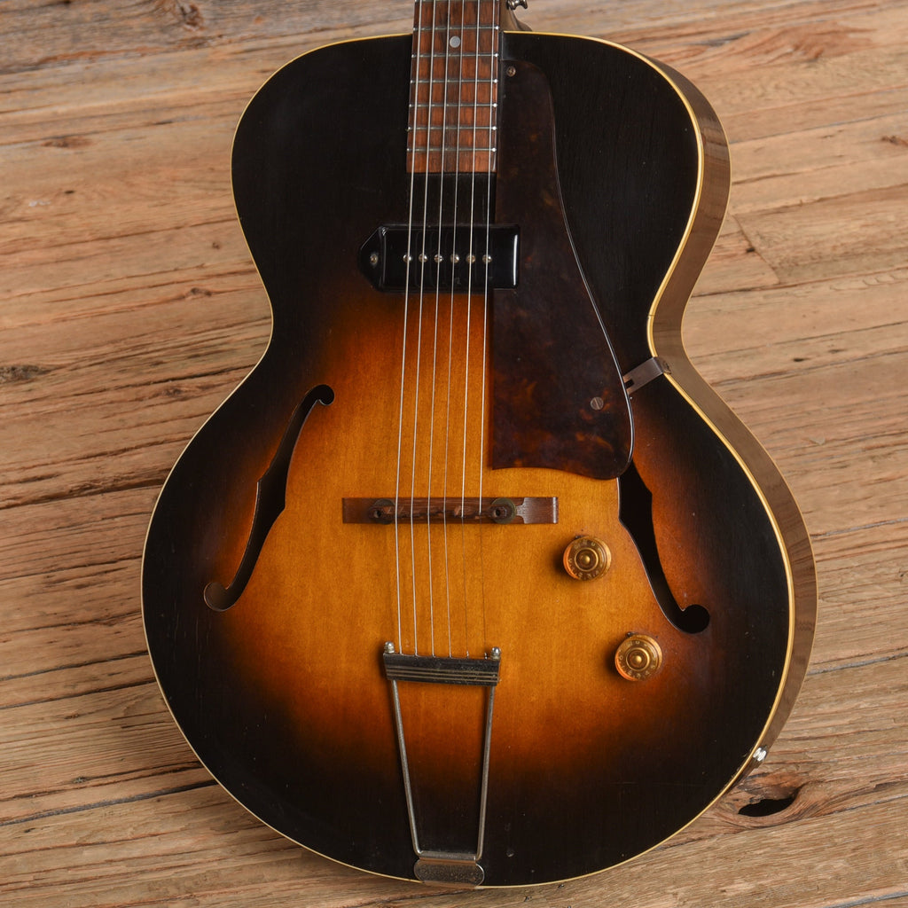 Gibson ES-125 Sunburst 1952 - View 2 | MusicMarket