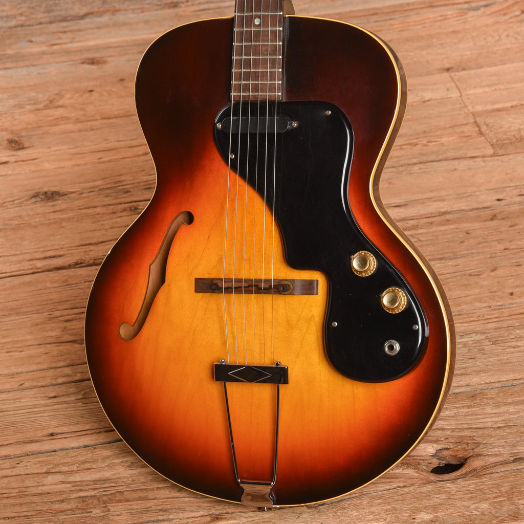 Gibson ES-125T Sunburst 1967 - View 2 | MusicMarket