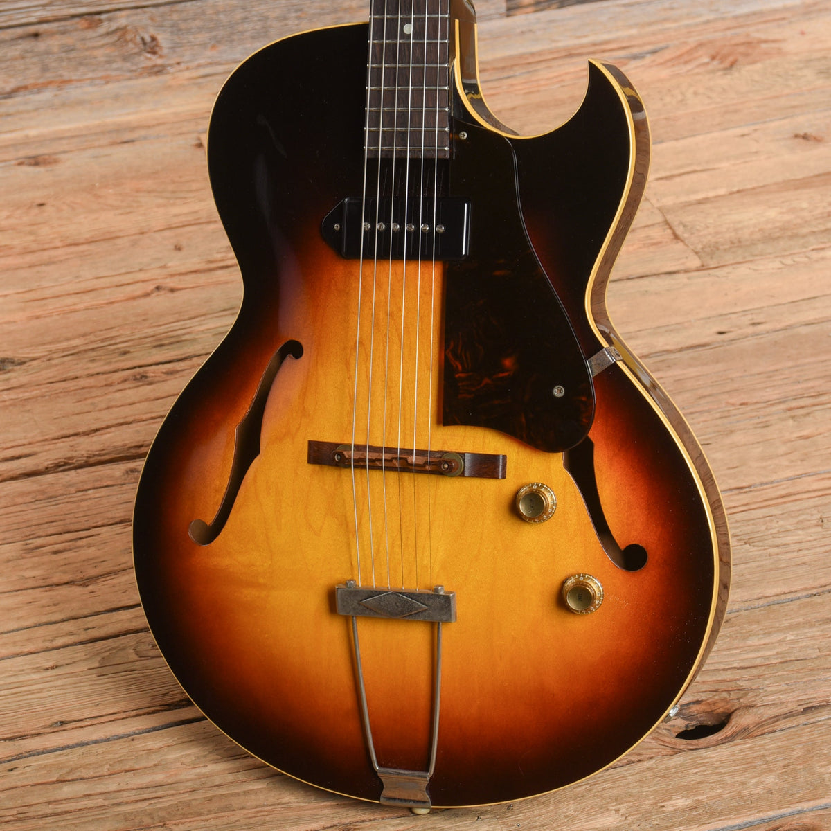 Gibson ES-125TC Sunburst 1960 - View 2 | MusicMarket