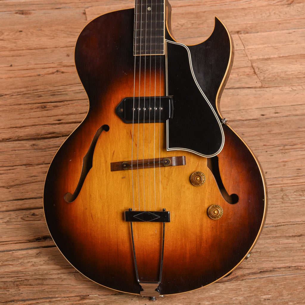 Gibson ES-225T Sunburst 1956 - View 2 | MusicMarket