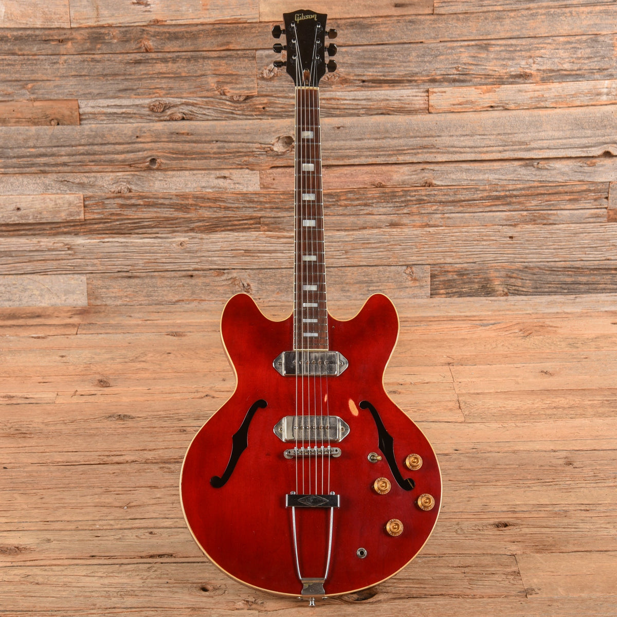 Gibson ES-330 Cherry 1960s - View 4 | MusicMarket