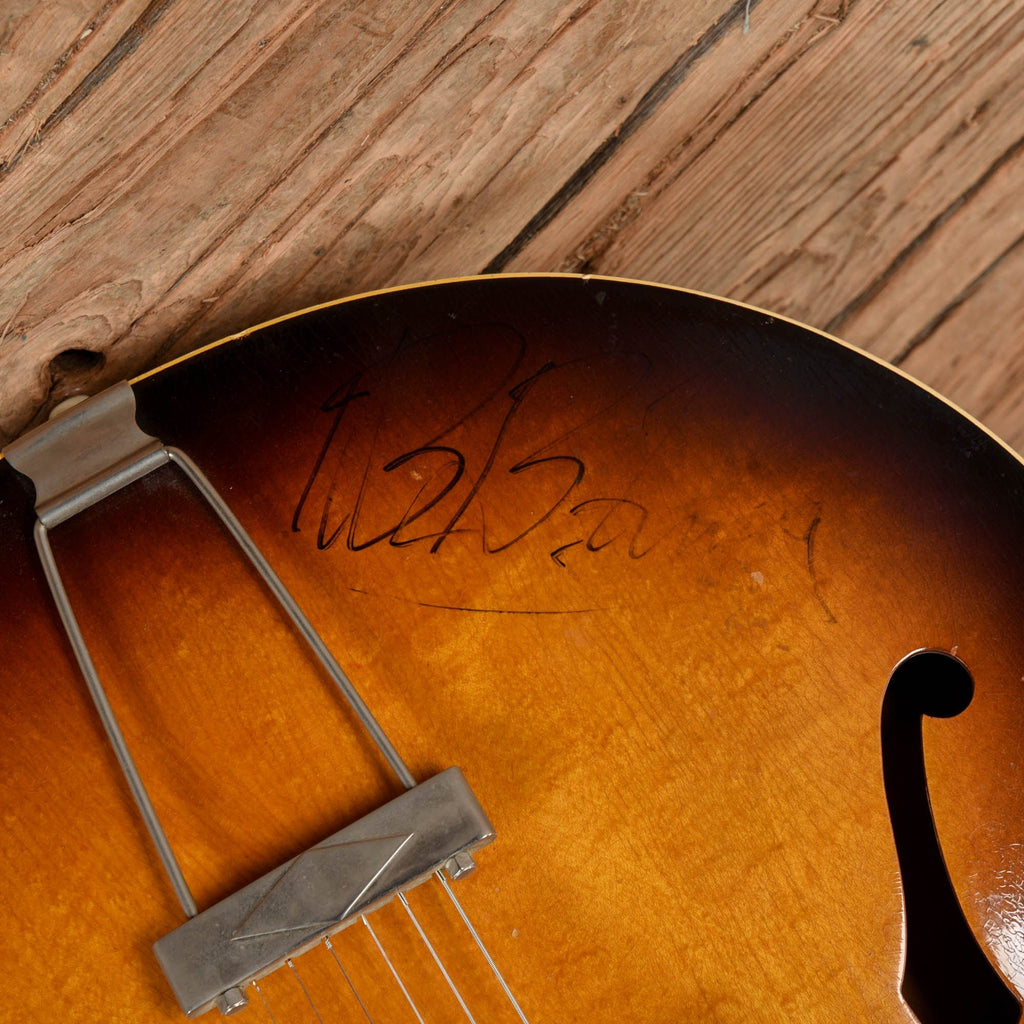 Gibson ES-330 Sunburst 1959 - View 8 | MusicMarket
