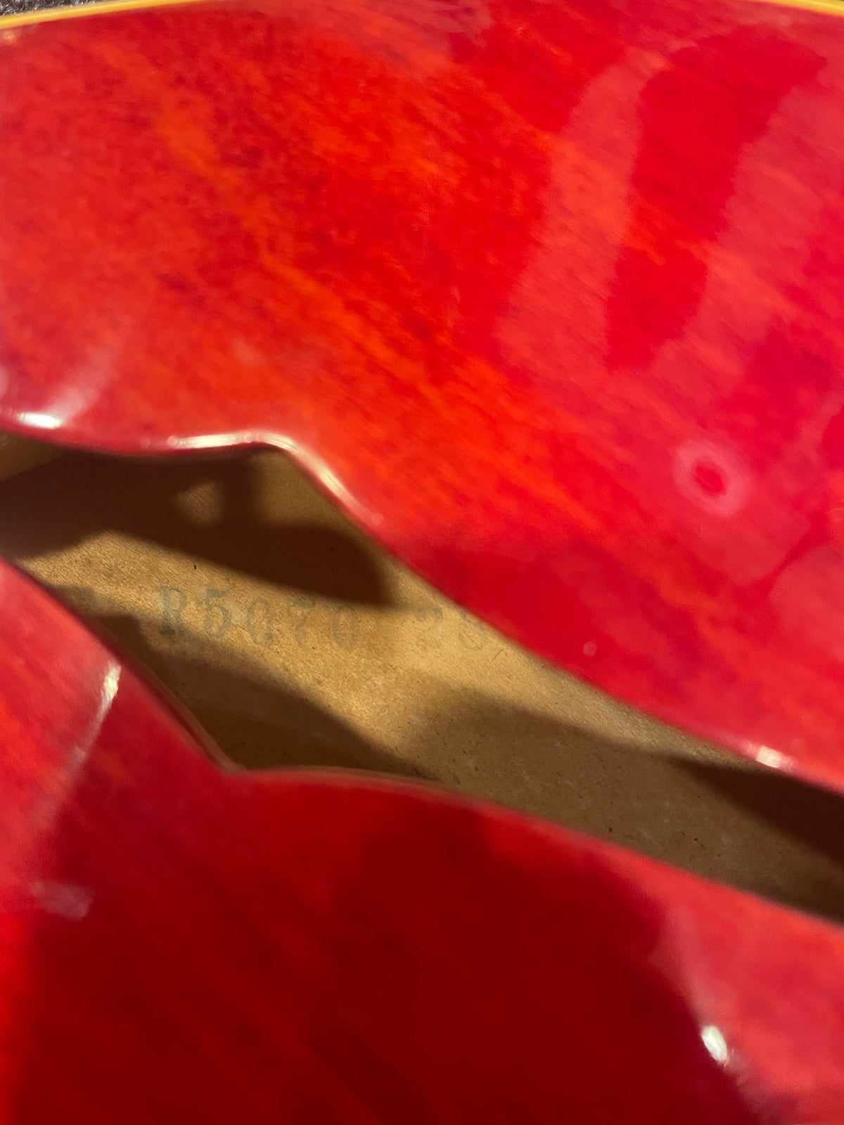 Gibson ES-330TC Cherry 1960 - View 10 | MusicMarket