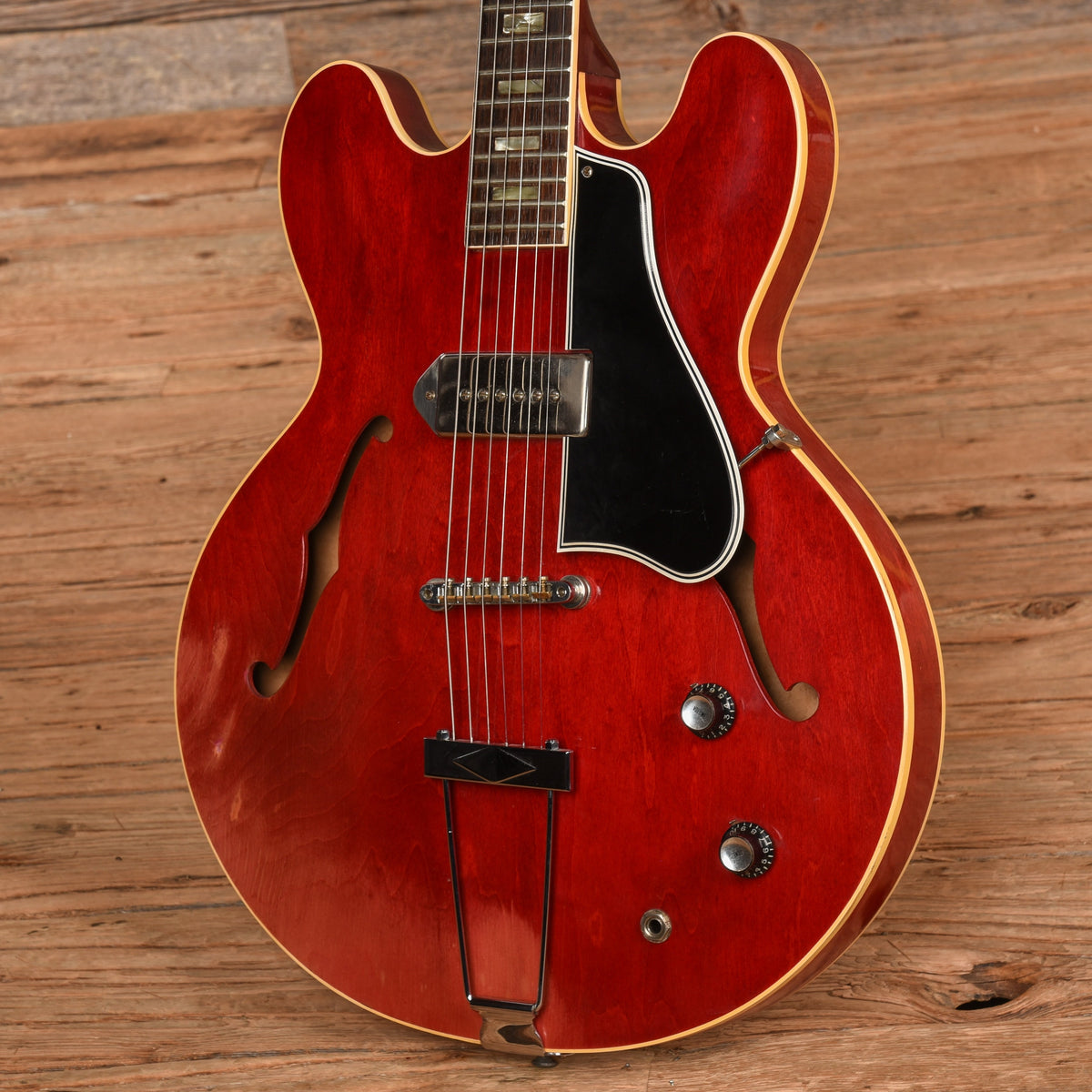 Gibson ES-330TC Cherry 1963 - View 2 | MusicMarket