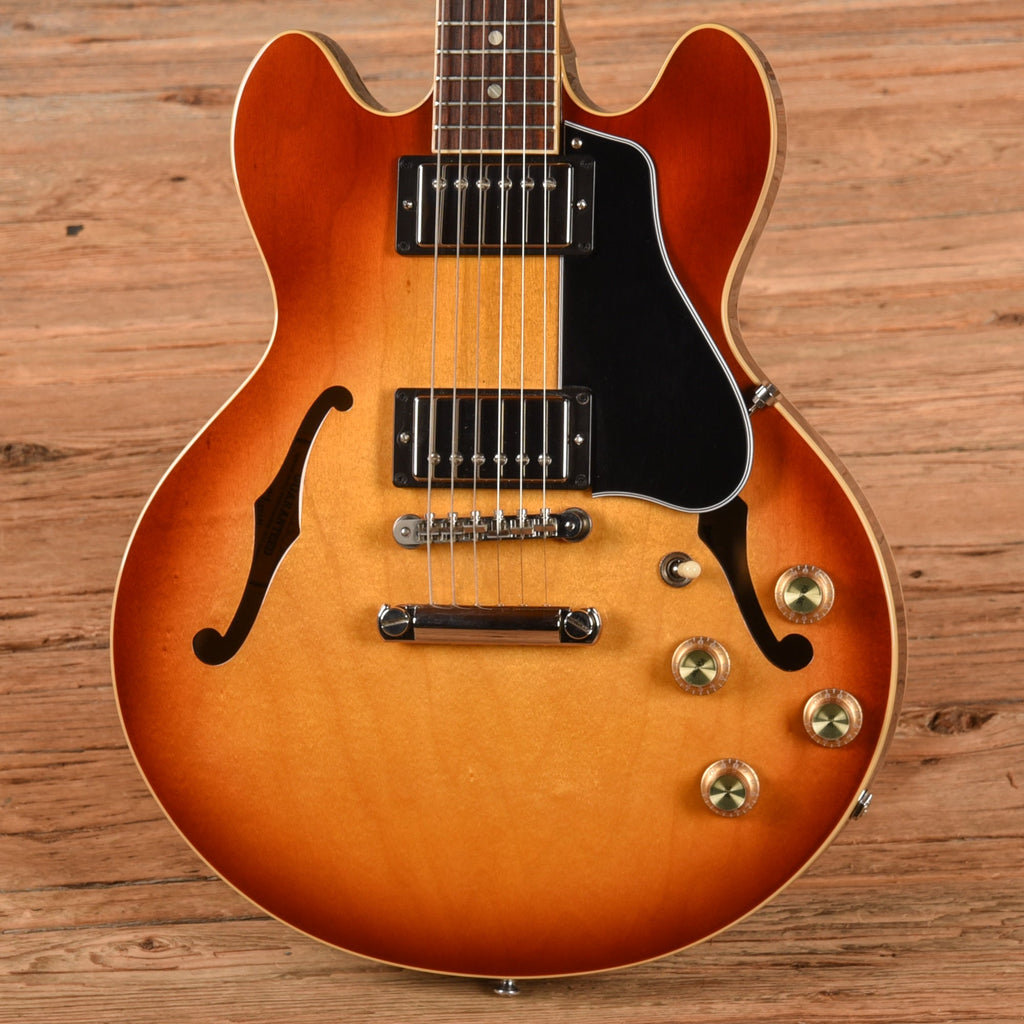 Gibson Modern Collection ES-339 Honeyburst 2019 - View 2 | MusicMarket