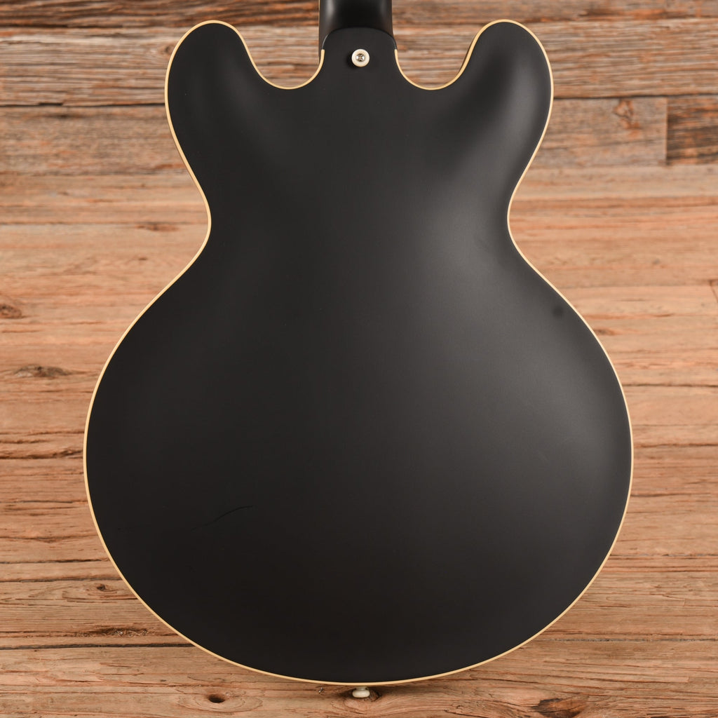 Gibson Custom 59 ES-335 Satin Satin Ebony 2021 LEFTY - View 3 | MusicMarket