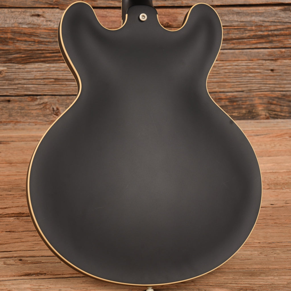 Gibson Custom 59 ES-335 Satin Satin Ebony 2021 LEFTY - View 9 | MusicMarket