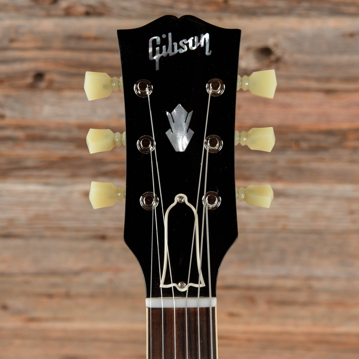 Gibson Custom 64 ES-335 Green Sparkle LEFTY - View 6 | MusicMarket