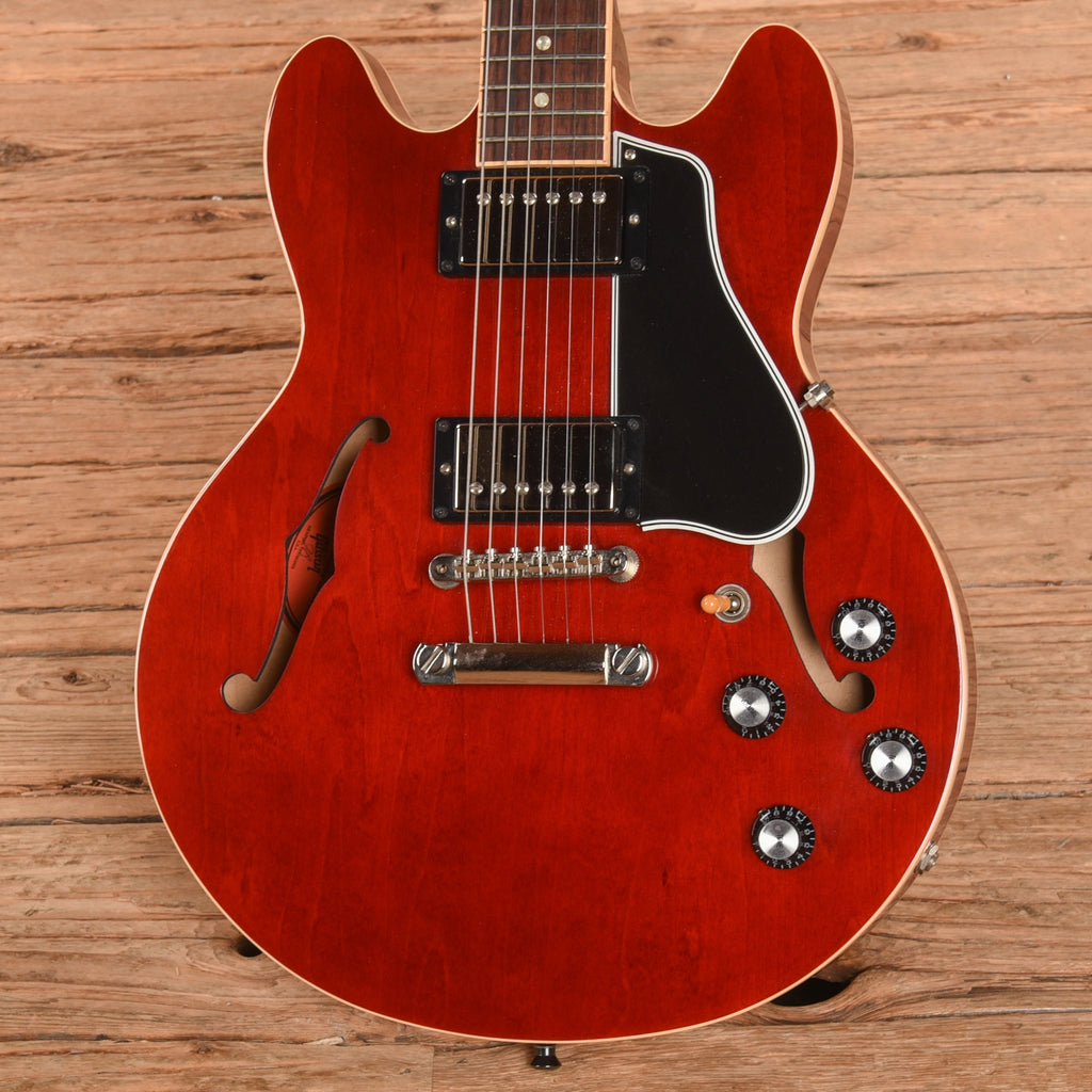 Gibson Custom ES-339 Cherry 2011 - View 2 | MusicMarket