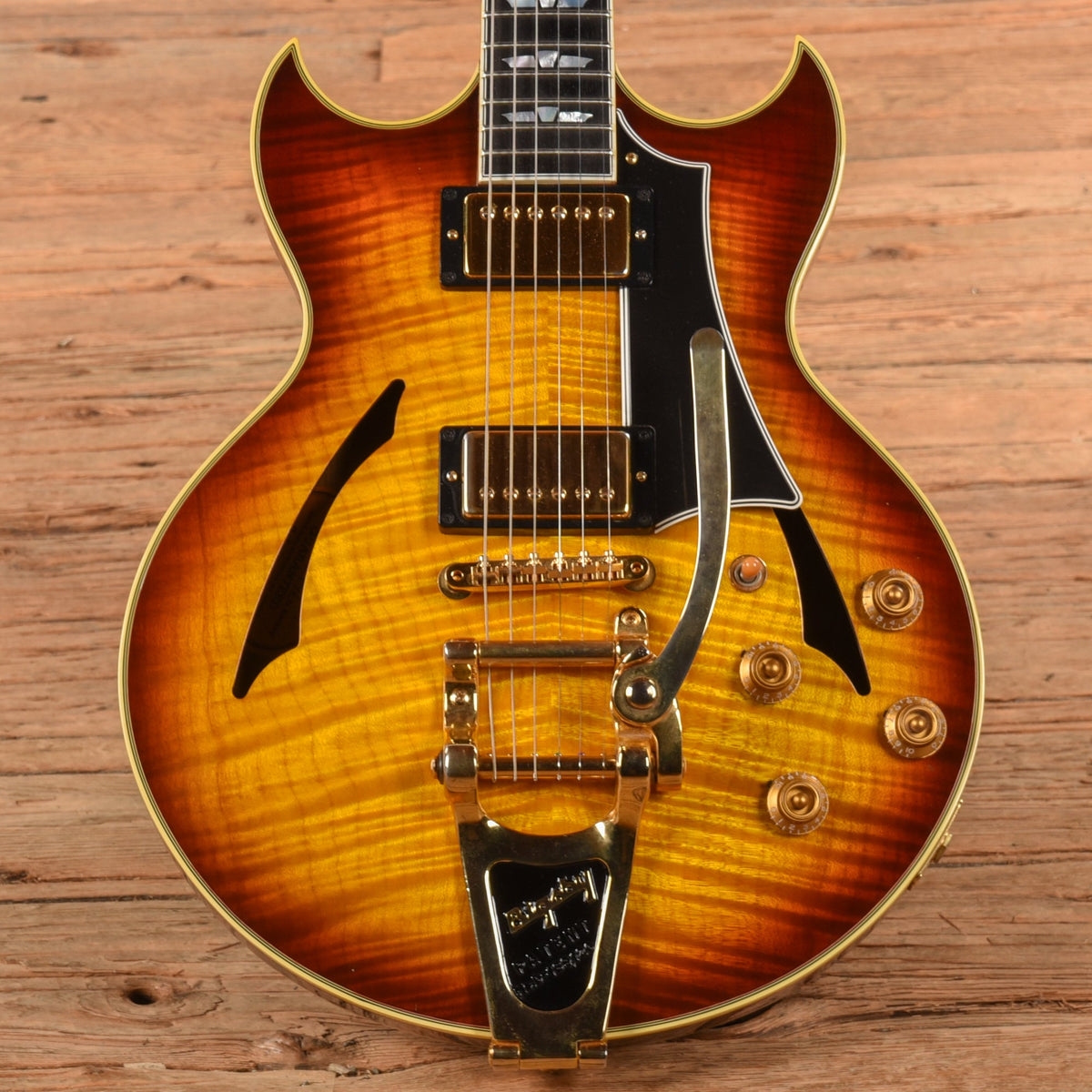 Gibson Custom Johnny A Custom Sunburst 2003 - MusicMarket
