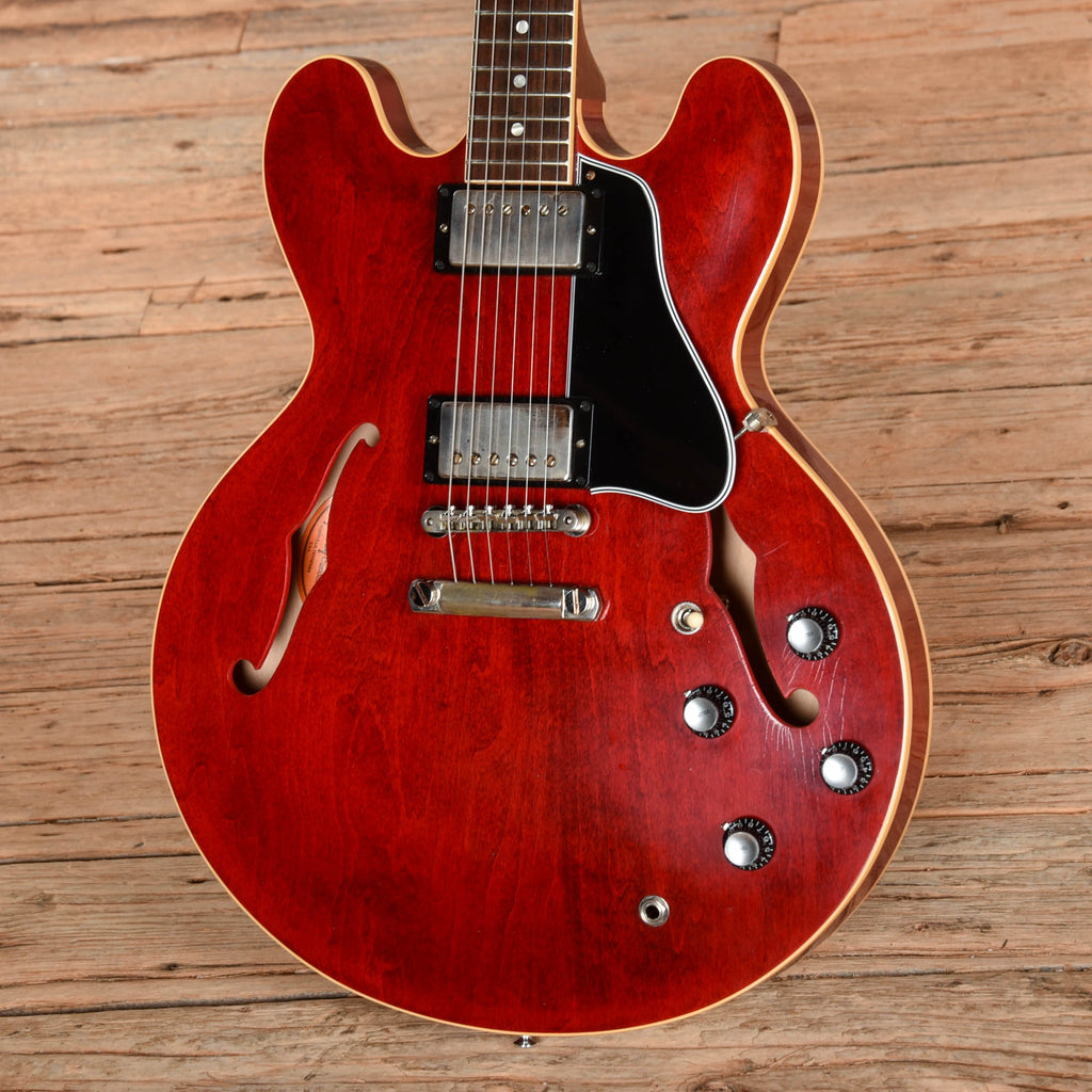 Gibson Custom Murphy Lab '61 ES-335 Reissue Ultra Light Aged Cherry 2022 - View 2 | MusicMarket
