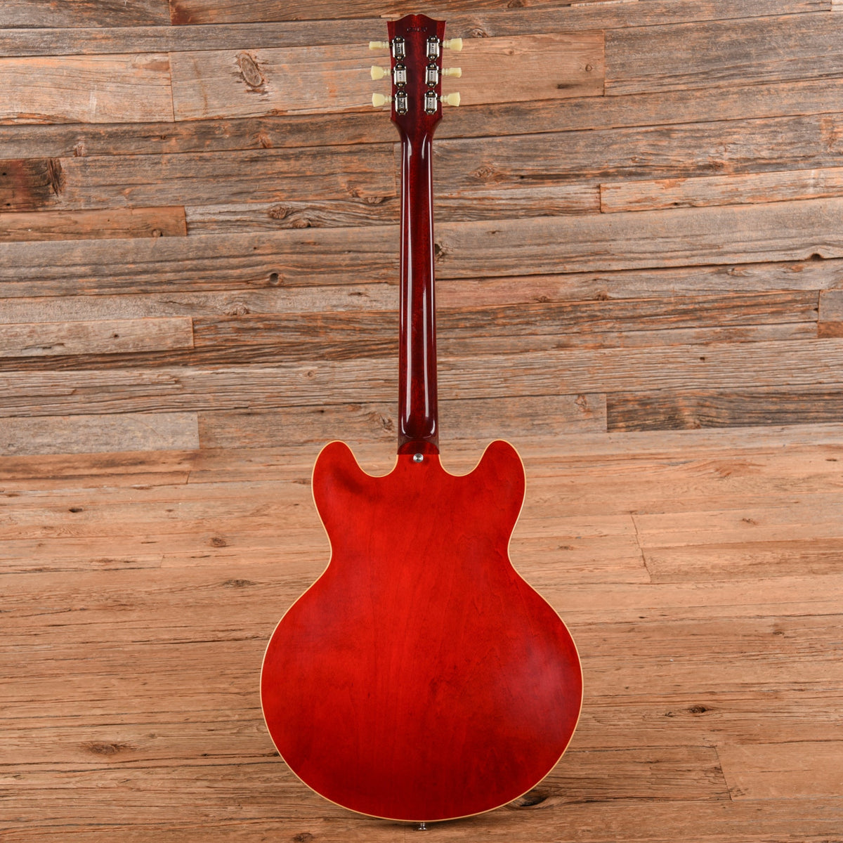 Gibson Custom Shop 1964 ES-335 Reissue '60s Cherry VOS - View 5 | MusicMarket