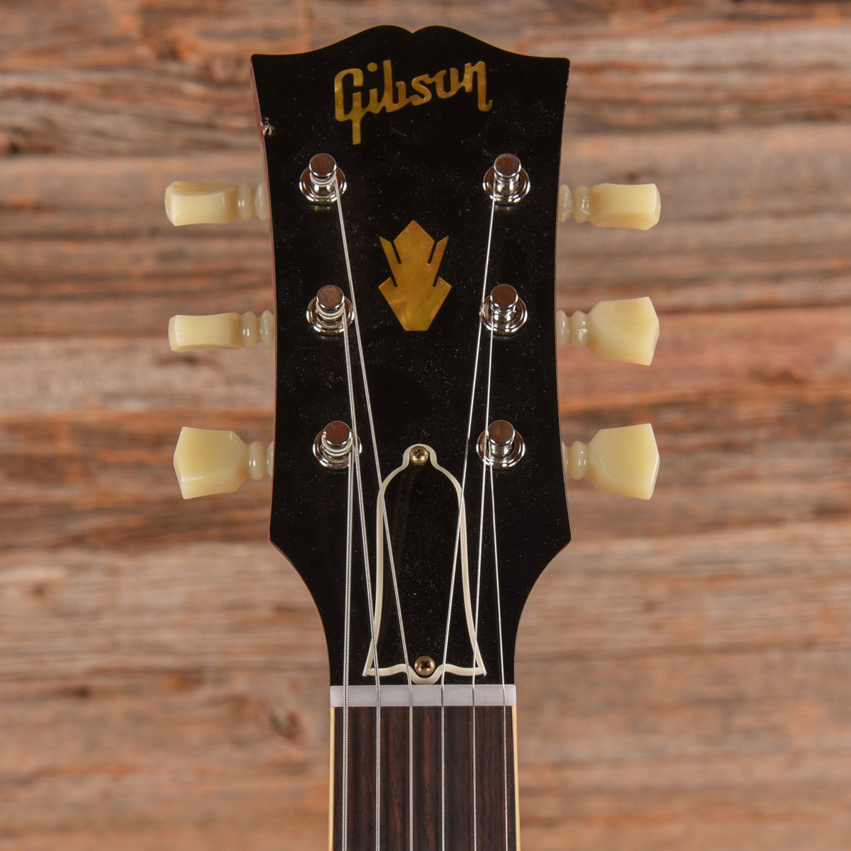 Gibson Custom Shop 1964 ES-335 Reissue '60s Cherry VOS - View 6 | MusicMarket