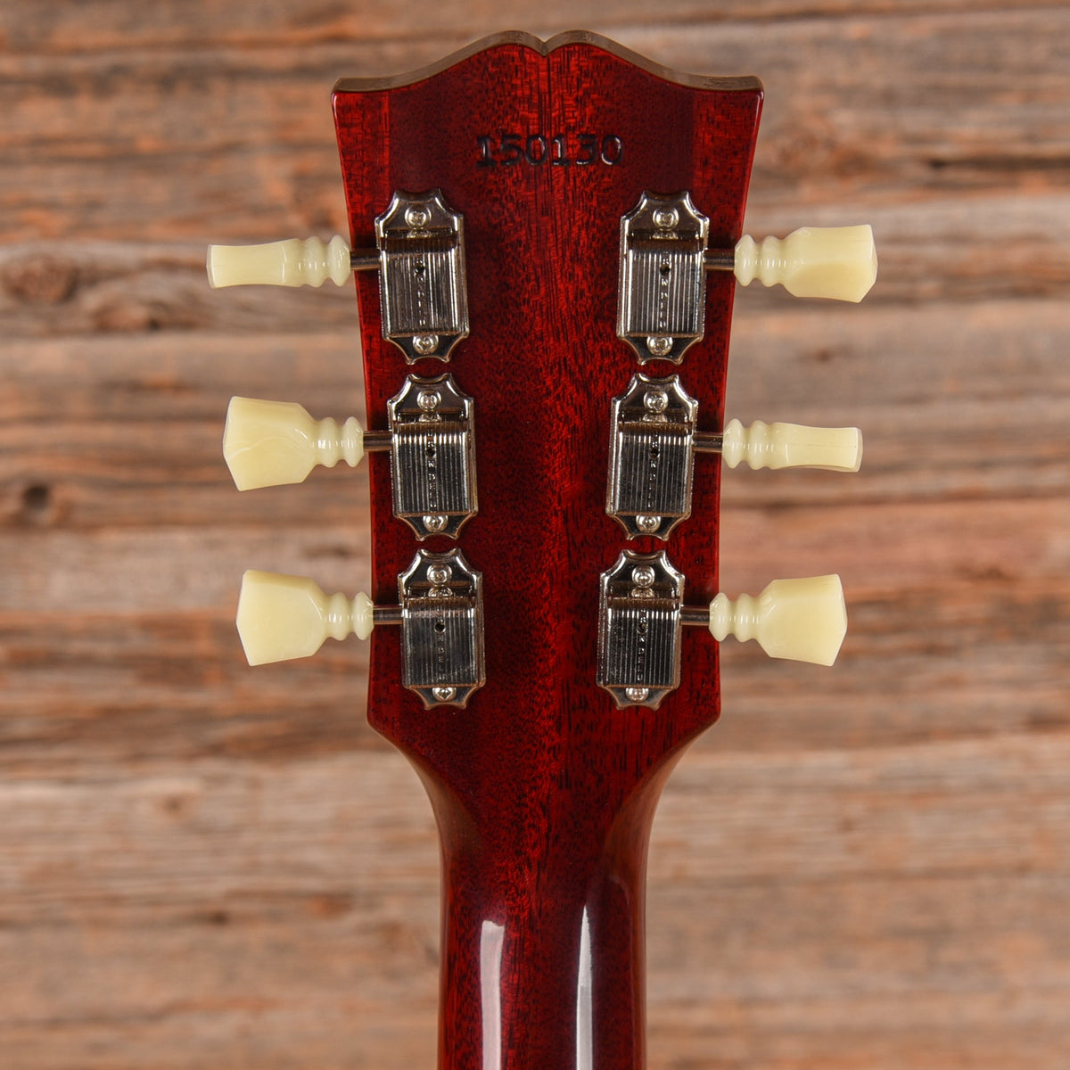 Gibson Custom Shop 1964 ES-335 Reissue '60s Cherry VOS - View 7 | MusicMarket