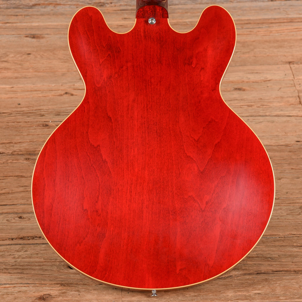 Gibson Custom Shop '61 ES-335 Reissue Cherry Red VOS 2024 - View 3 | MusicMarket