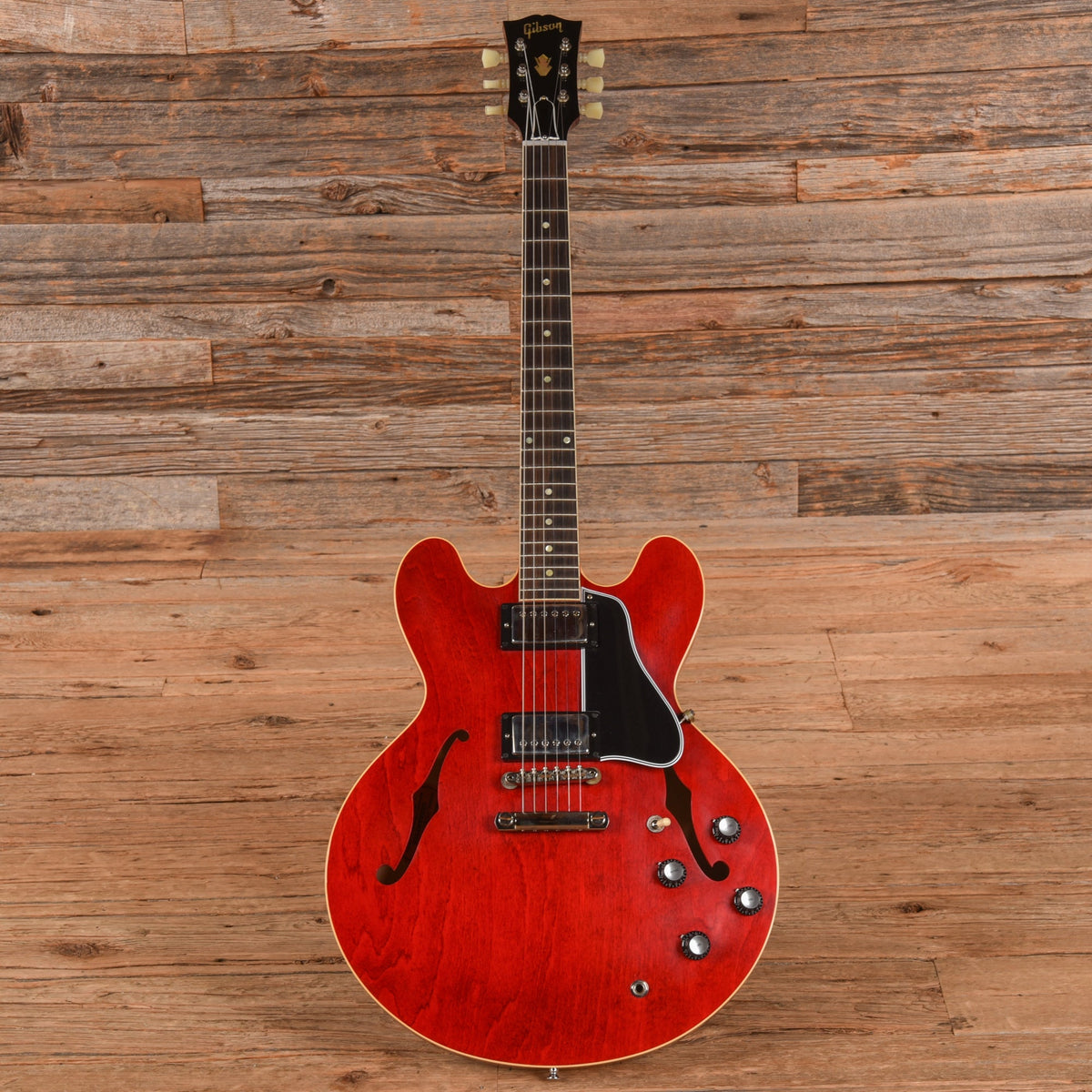 Gibson Custom Shop '61 ES-335 Reissue Cherry Red VOS 2024 - View 4 | MusicMarket