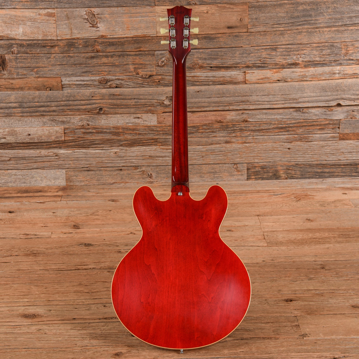 Gibson Custom Shop '61 ES-335 Reissue Cherry Red VOS 2024 - View 5 | MusicMarket