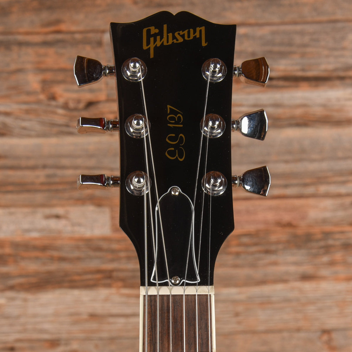 Gibson ES-137 Classic Sunburst 2005 - View 6 | MusicMarket