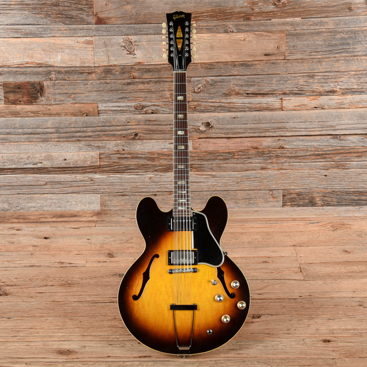 Gibson ES-335 12 String Sunburst 1966 - View 4 | MusicMarket