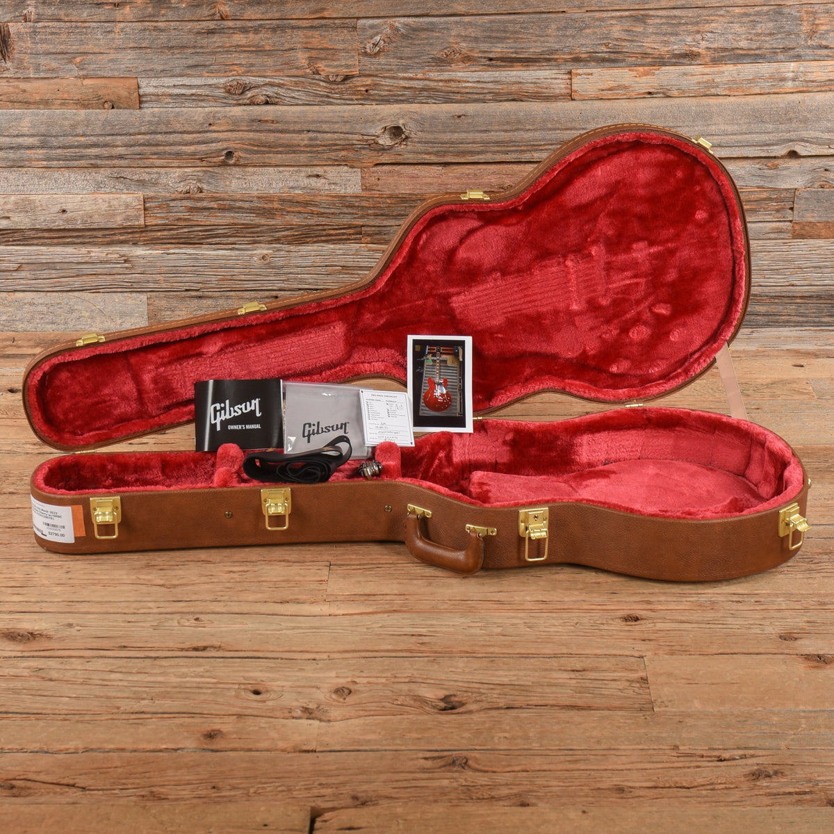 Gibson ES-335 Block Figured Sixties Cherry 2022 - View 9 | MusicMarket