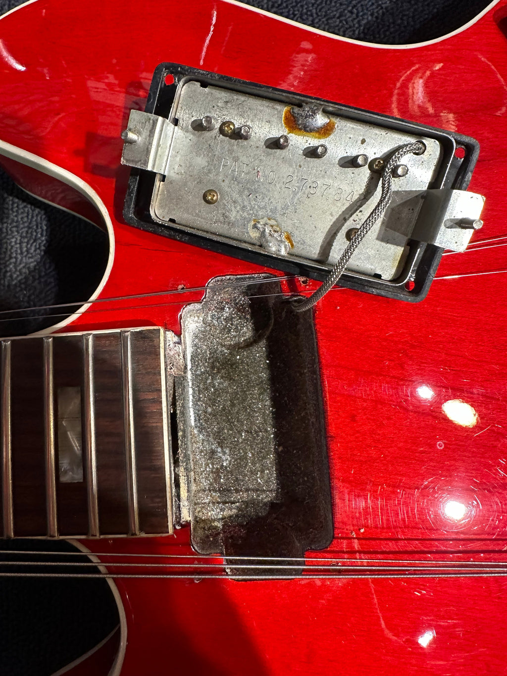 Gibson ES-335 Cherry Refin 1969 - View 14 | MusicMarket